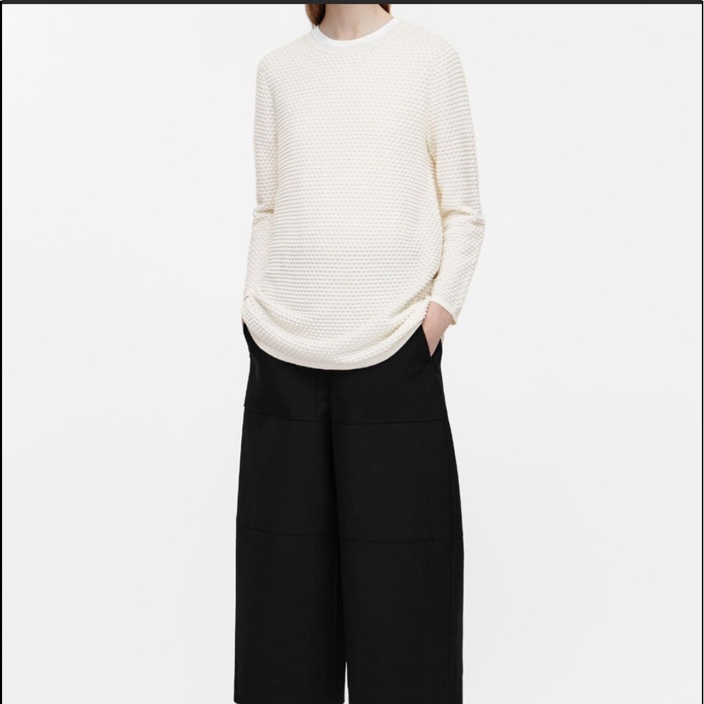 COS RAISED STITCHED IVORY SWEARER (SMALL) - Picture 2 of 6